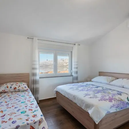 Holiday House Seaview, * Rovanjska