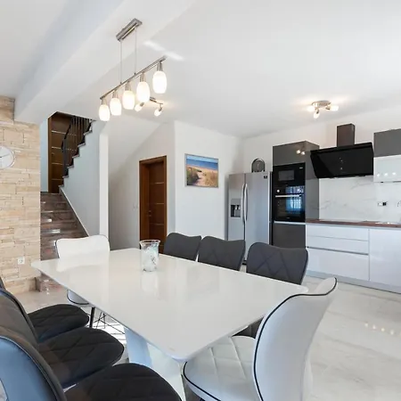Holiday House Seaview, Villa *